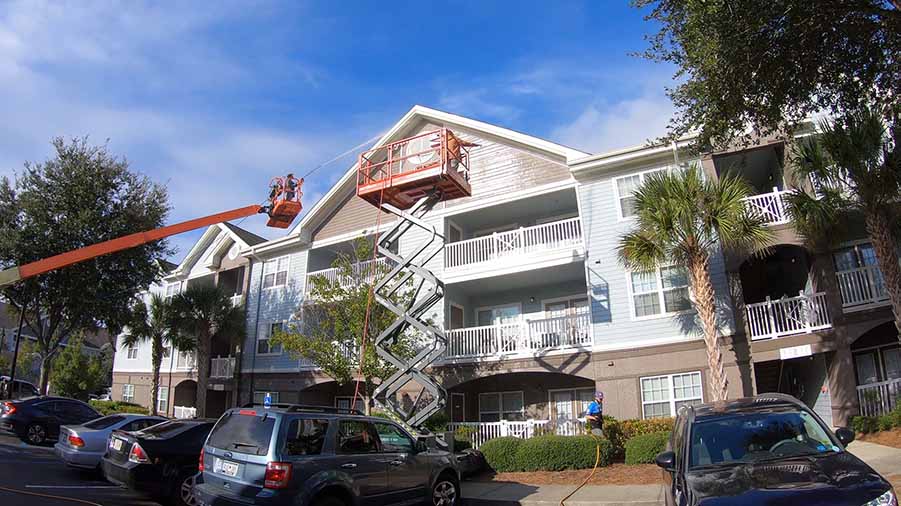 The Best Apartment Building Washing Services with CHS Clean 